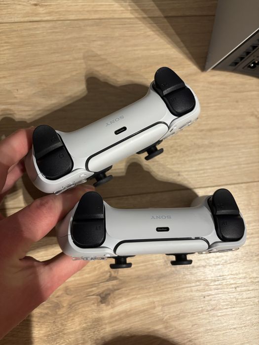 PlayStation 5 (PS5)