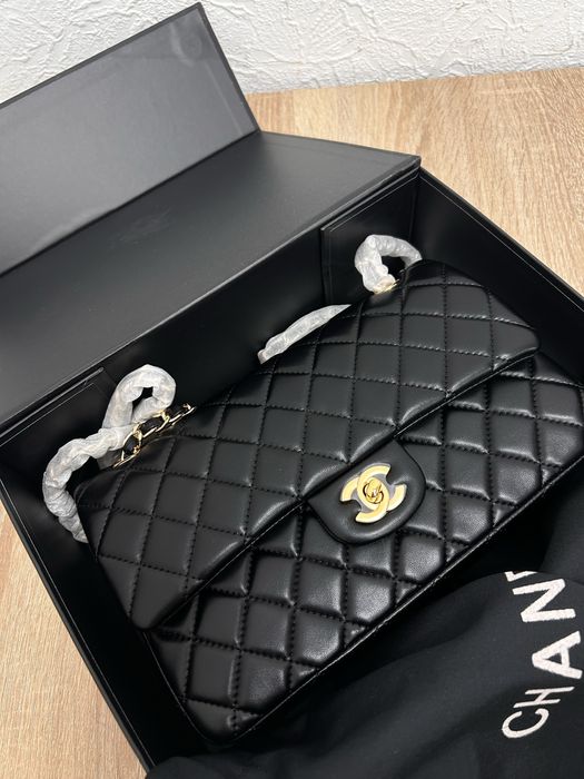 Сумочка в стилі Chanel