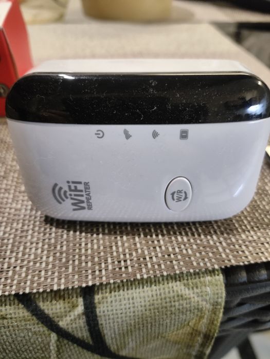 WI-Fi репитер от сети