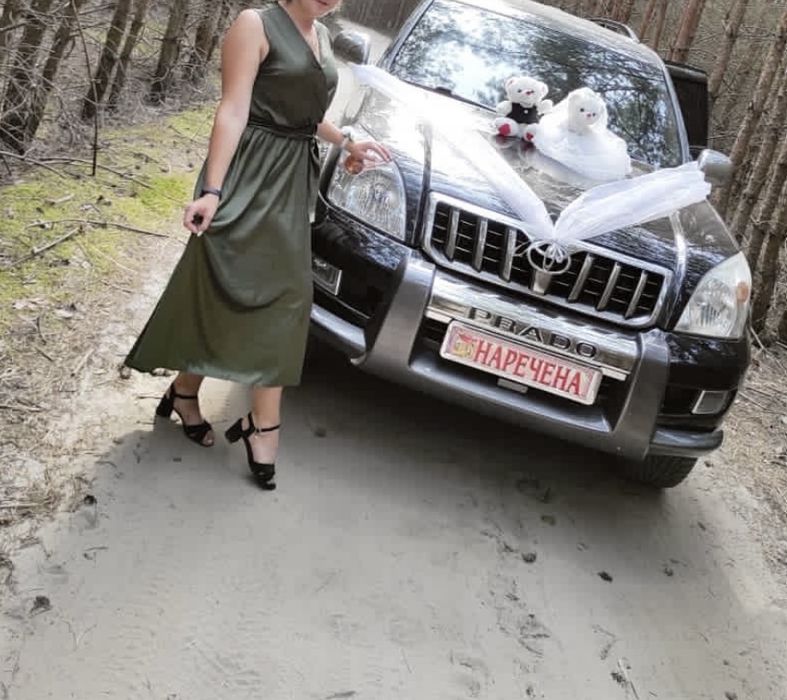 Продам дві або одну сукні ! Одягались 1 раз!