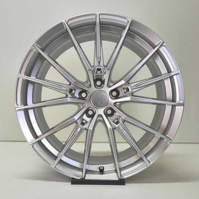 *Jantes 19" originais Fav1 Model 72 5x112