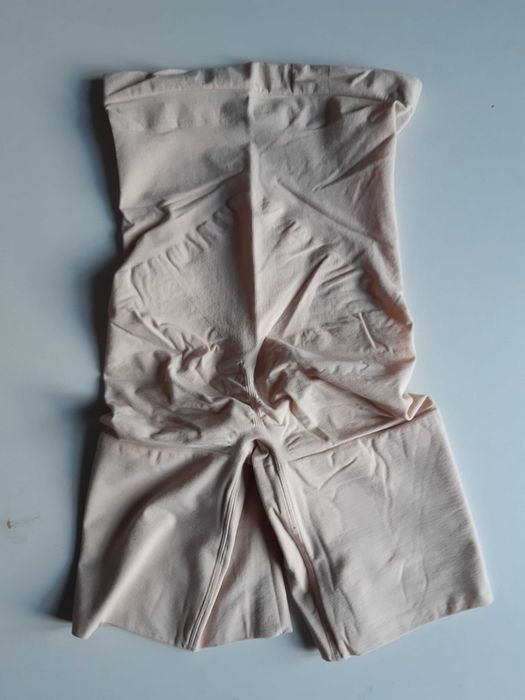 Новые утягивающие шорты Spanx Higher Power Short (Размер XL), оригинал