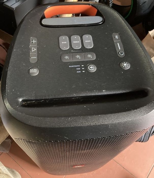 Aluger de Caixa ou coluna JBL partybox 310