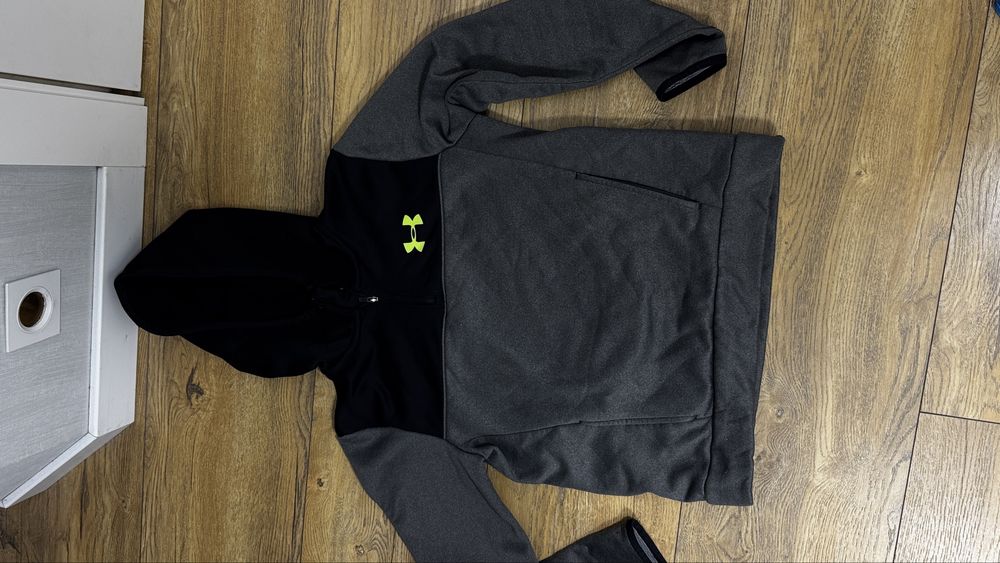 Байка тепда кофта худи оригинал under armour 9-10 років