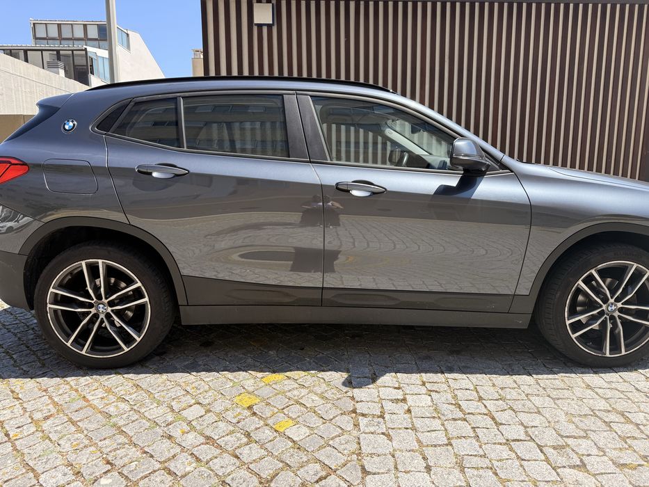 BMW X2 sdrive cinza escuro
