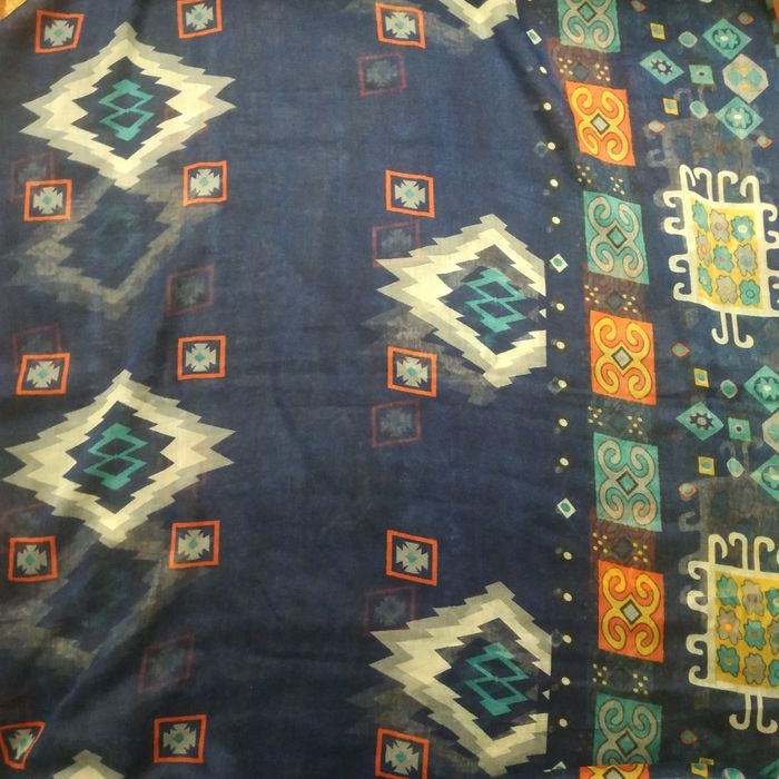 Платок с узорами