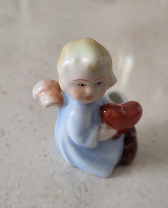 Anjinho castiçal Artibus - 6 cm x 4 cm x 3,5 cm