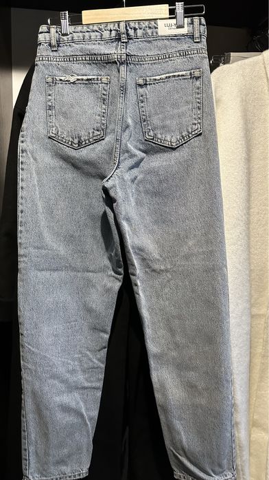 Джинси моми, балони