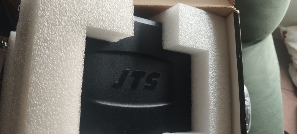Vendo saxofone, pedaleira de guitarra mooer gE 100, saxofone soprano Eagle 0311 sax tenor júpter