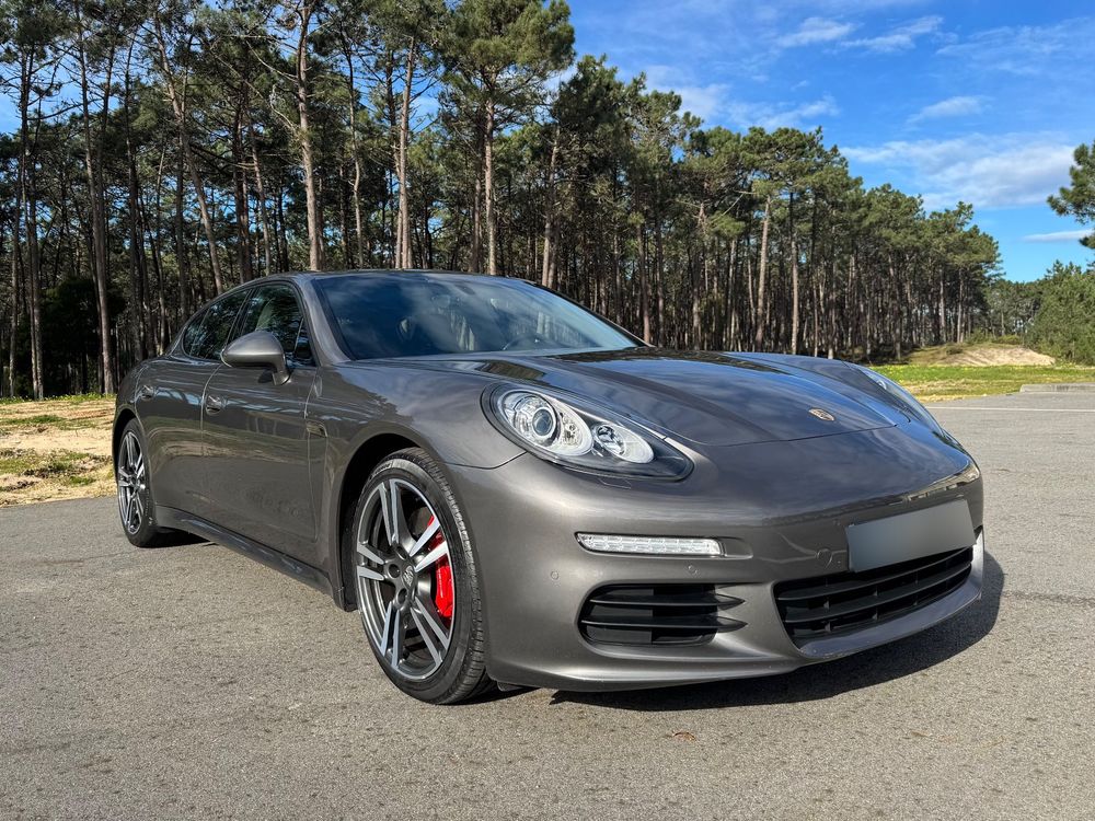 Porsche Panamera Platinum Edition