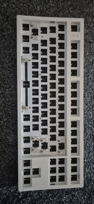 Klawiatura hotswap płyta główna 87 RGB