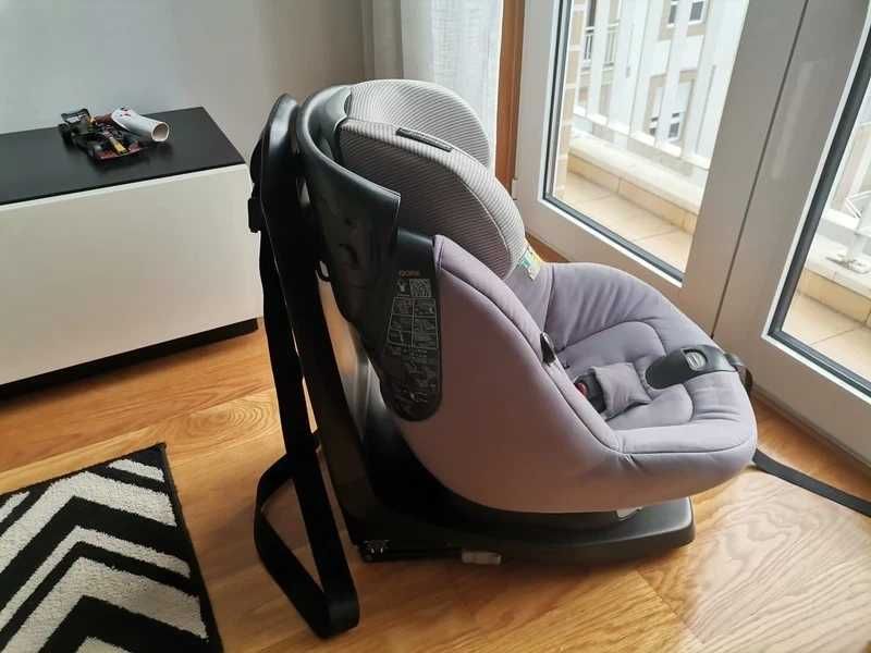Cadeira auto reclinável com isofix Bebeconfort