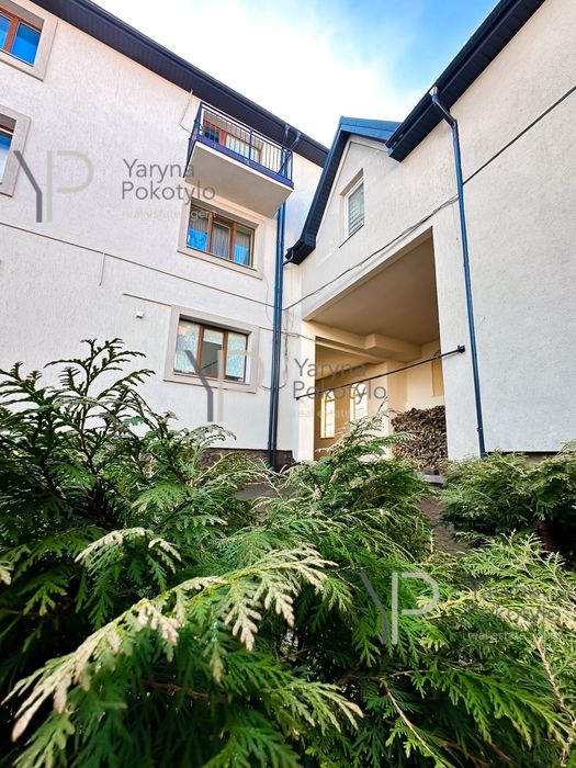 Продаж будинку по вул. Сулими