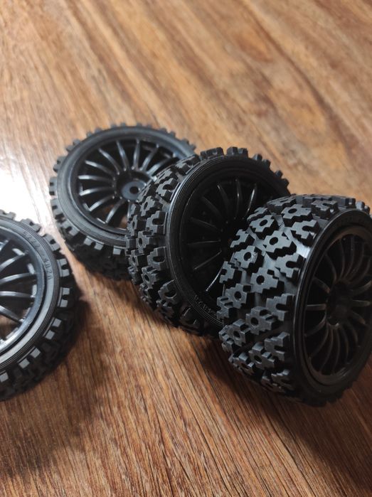 Колеса покришки на радіокероване авто RC  68*28