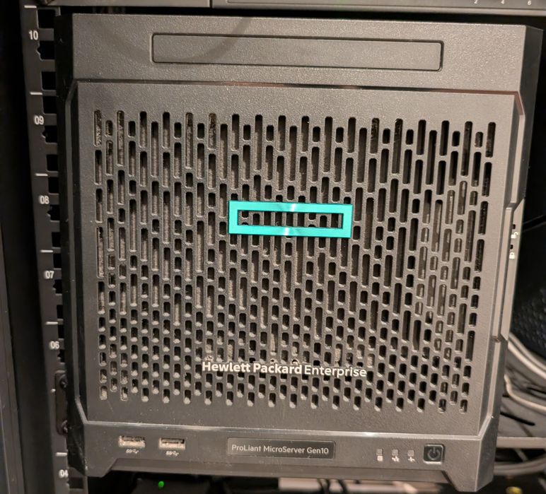 HP Proliant Micro server Gen10 AMD Opteron X3216