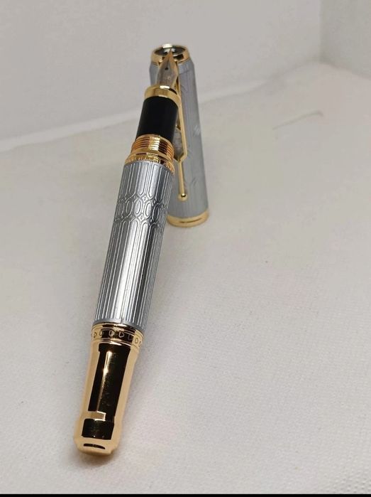 Caneta MONTBLANC Edição especial limitada VICTOR HUGO (RARA)