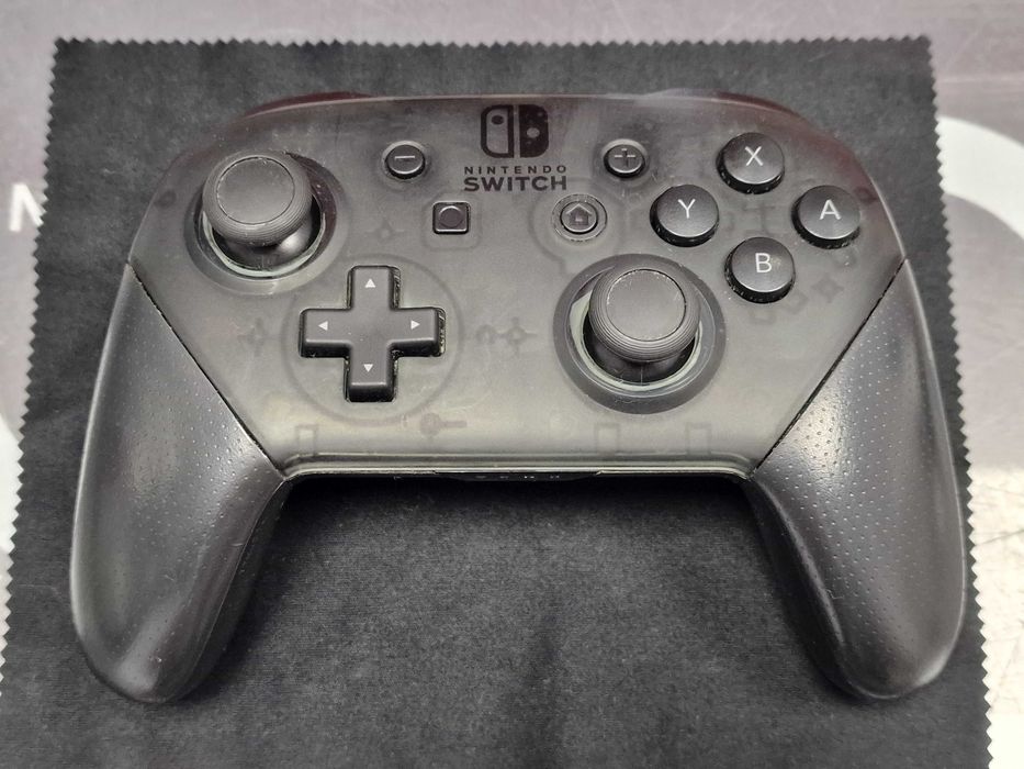 Nintendo Switch OLED 64GB White Joy-cons/Pro Controller/Grade B/6 gier