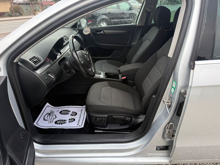 PASSAT 2.0 TDI Automat Czujniki Parkowania Alu Navigacja Stan  Bdb