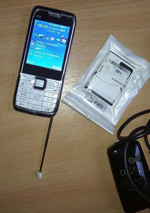 Nokia E71 mini TV 2SIM  Micro CD  + новая  дополнительная AKБ