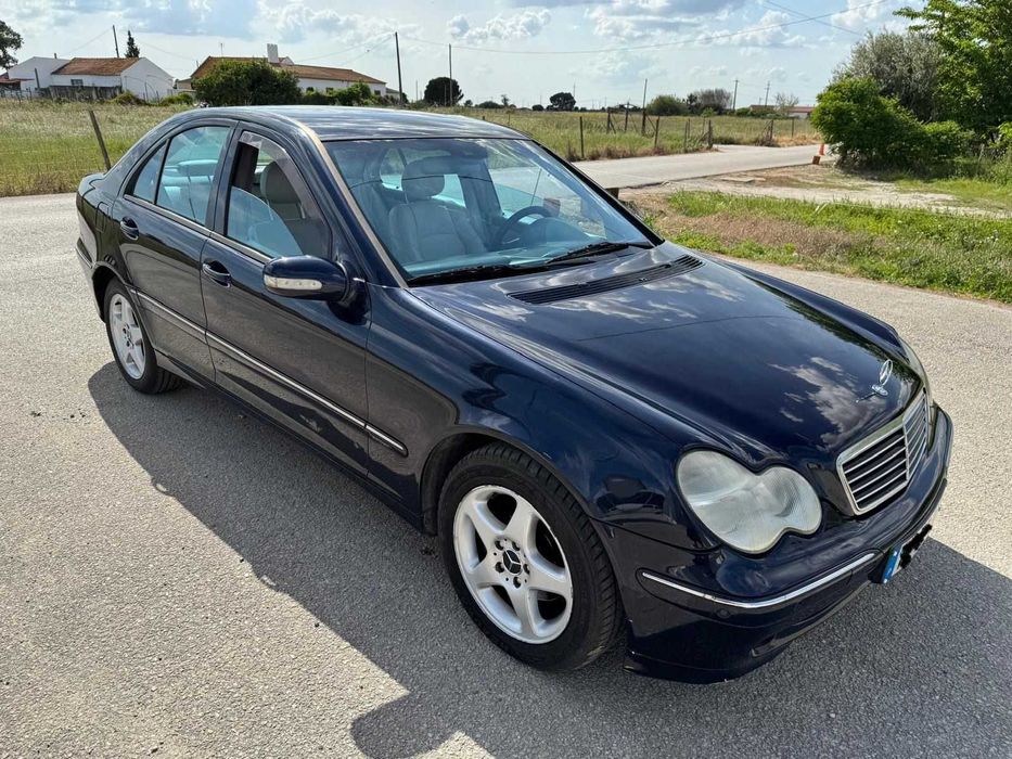 Mercedes-Benz C 220 CDI Avantgarde (Automático)