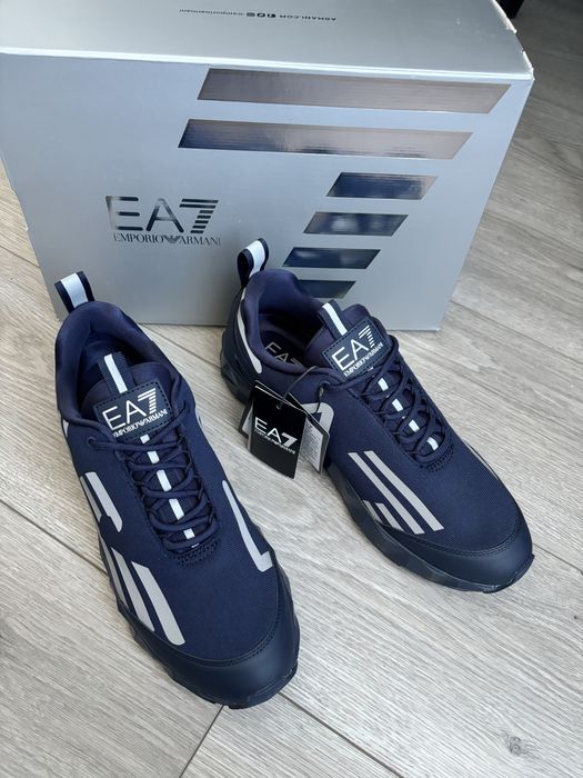 чоловічі кросівки Emporio Armani 41 1/3, 43 1/3 Нові мужские еа7 оригінал арма