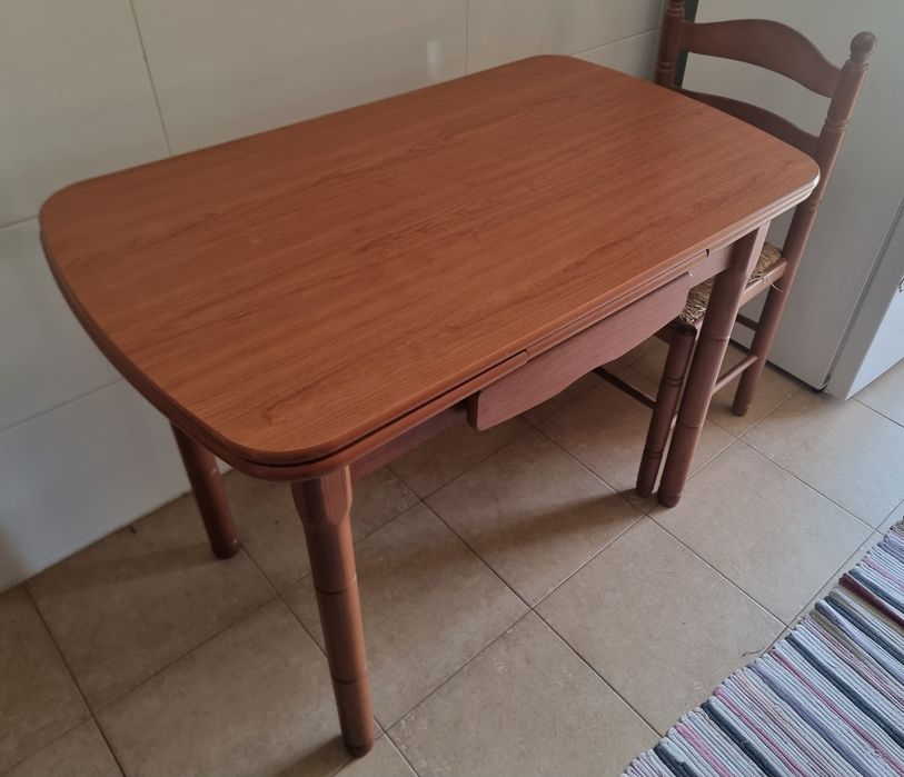 Mesa de Cozinha Extensível