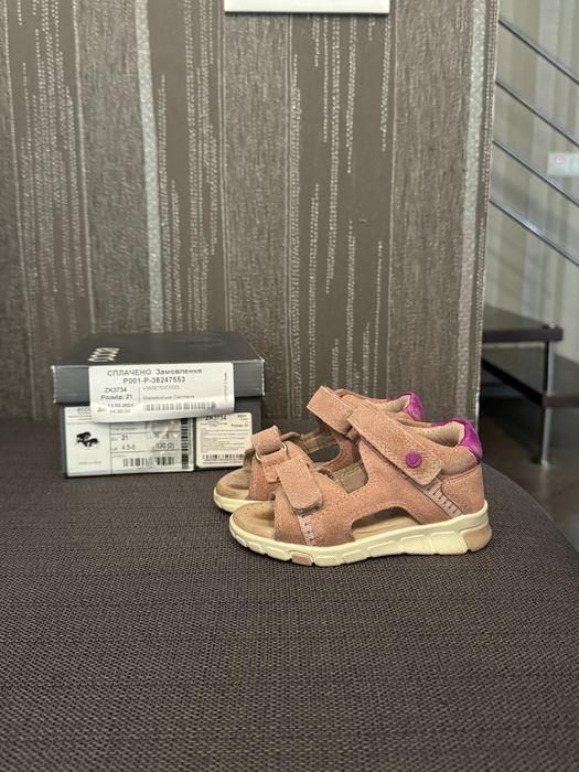 Босоніжки ecco розмір 21 (13 см)