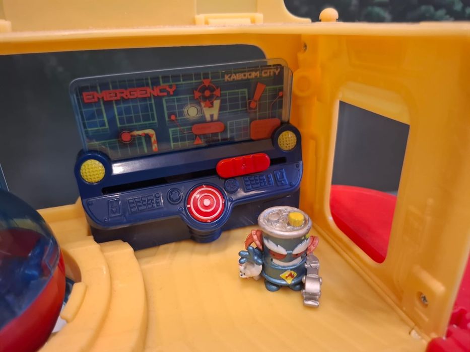 Zings Superthings Heroes Headquarters - General Headquarter