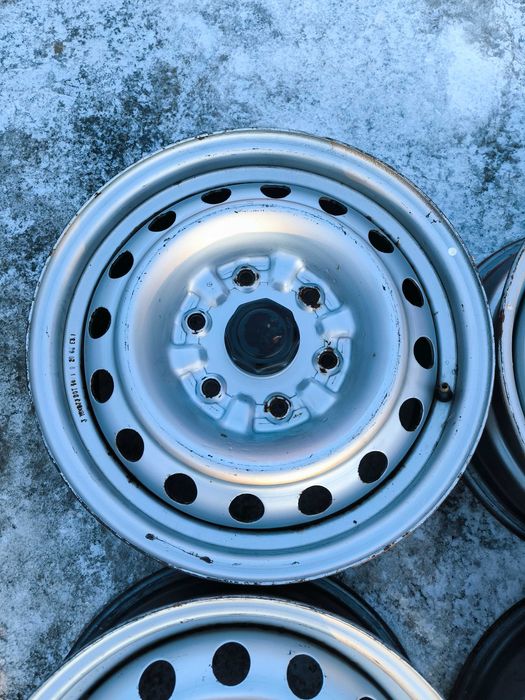 Диски 6 139.7 r16 DIA67.1 на л200 паджеро 3-4