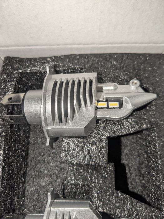 Led H4 Леды Aileo FightER фары головного света. Ближний и дальний.