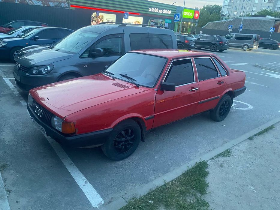 Продам Ауди 80 б 2 Власник