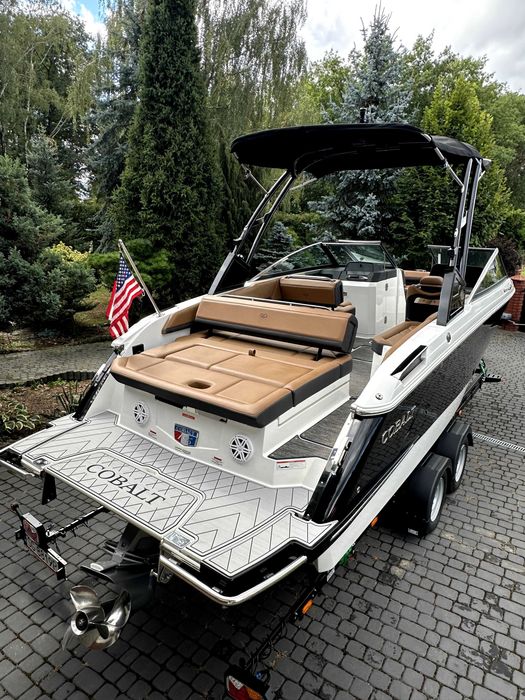 Łódź motorowa Cobalt R6 2021 Tylko 7mth