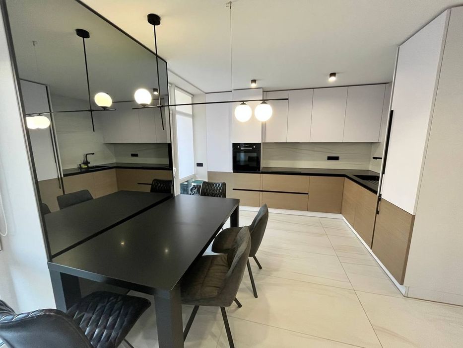 Здається в оренду 3к.таунхаус біля Кварцу вул Головна