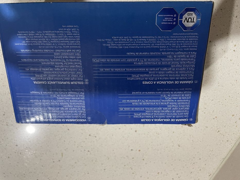 Câmara de vigilância com infravermelhos NOVA