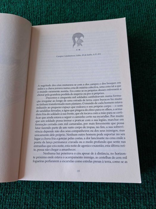 A Espada de Átila - Michael Curtis Ford