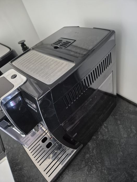 Ekspres do kawy Delonghi Dinamica