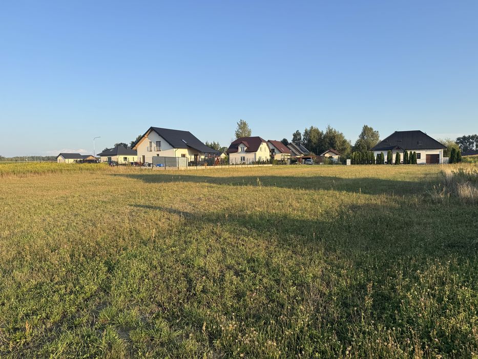 Dzialka budowlana 1180 m2 w Węgrowie