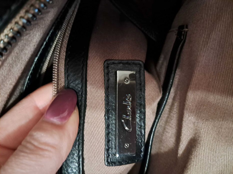 Шкіряна сумка від Clarks