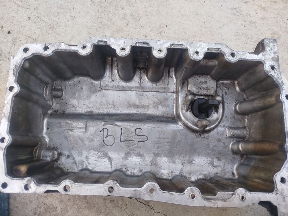 масляний піддон Passt B6