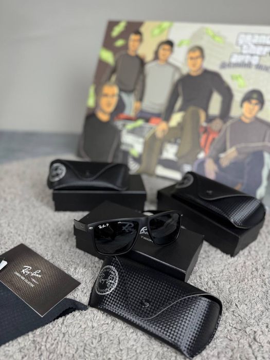 Продам очки prada ray ban