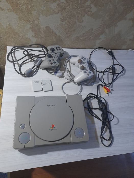 Игровая приставка Sony playstation 1