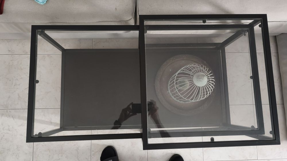Mesa de centro e apoio VITTSJÖ (IKEA)