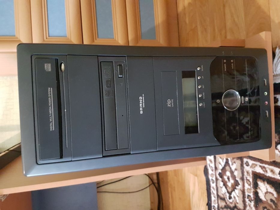 Системний Блок, Монитор