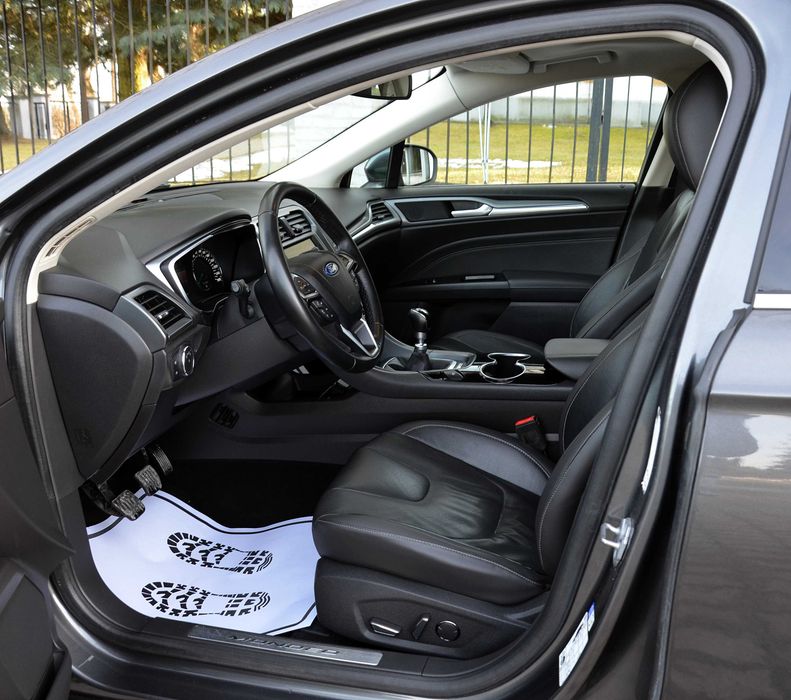 Ford Mondeo MK5 1.6 TDCI 116KM Xenon Ledy Panorama Skóra Kamera Navi Asystenty Full Opcja