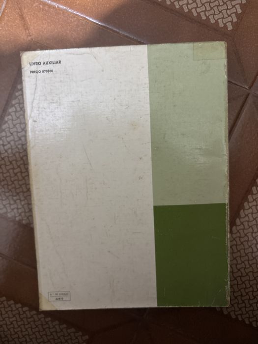 “Matemática - exercícios resolvidos” 12.º ano - Porto Editora