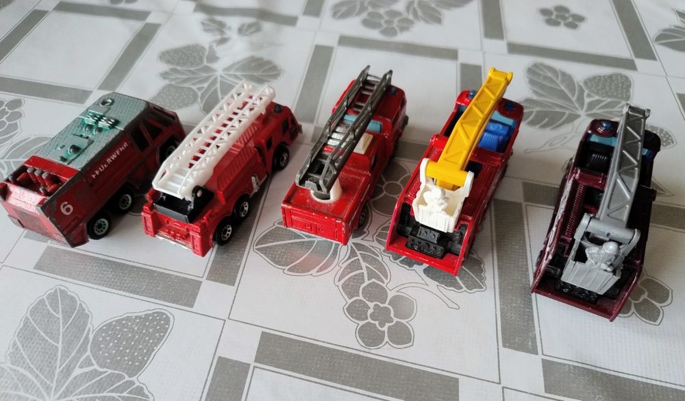 Stare wozy strażackie Matchbox  Majorette + Siku
