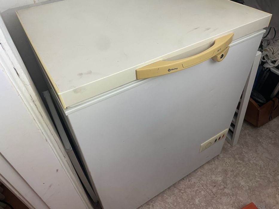 congeladora horizontal é da marca Balay