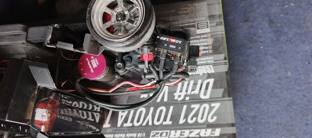 Kyosho Fazer d2 toyota Tundra drift rc