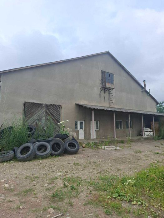 Продаю виробничо-складський комплекс 10000м2 та 4.8га землі.