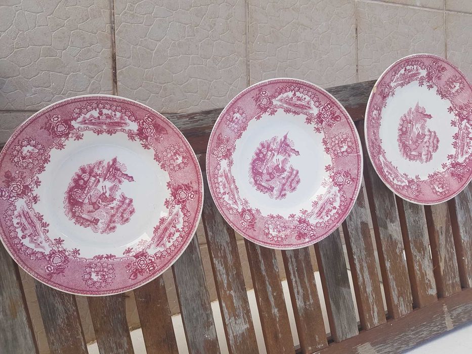 Loiças e Antiguidades, Fábrica de loiça de Sacavém